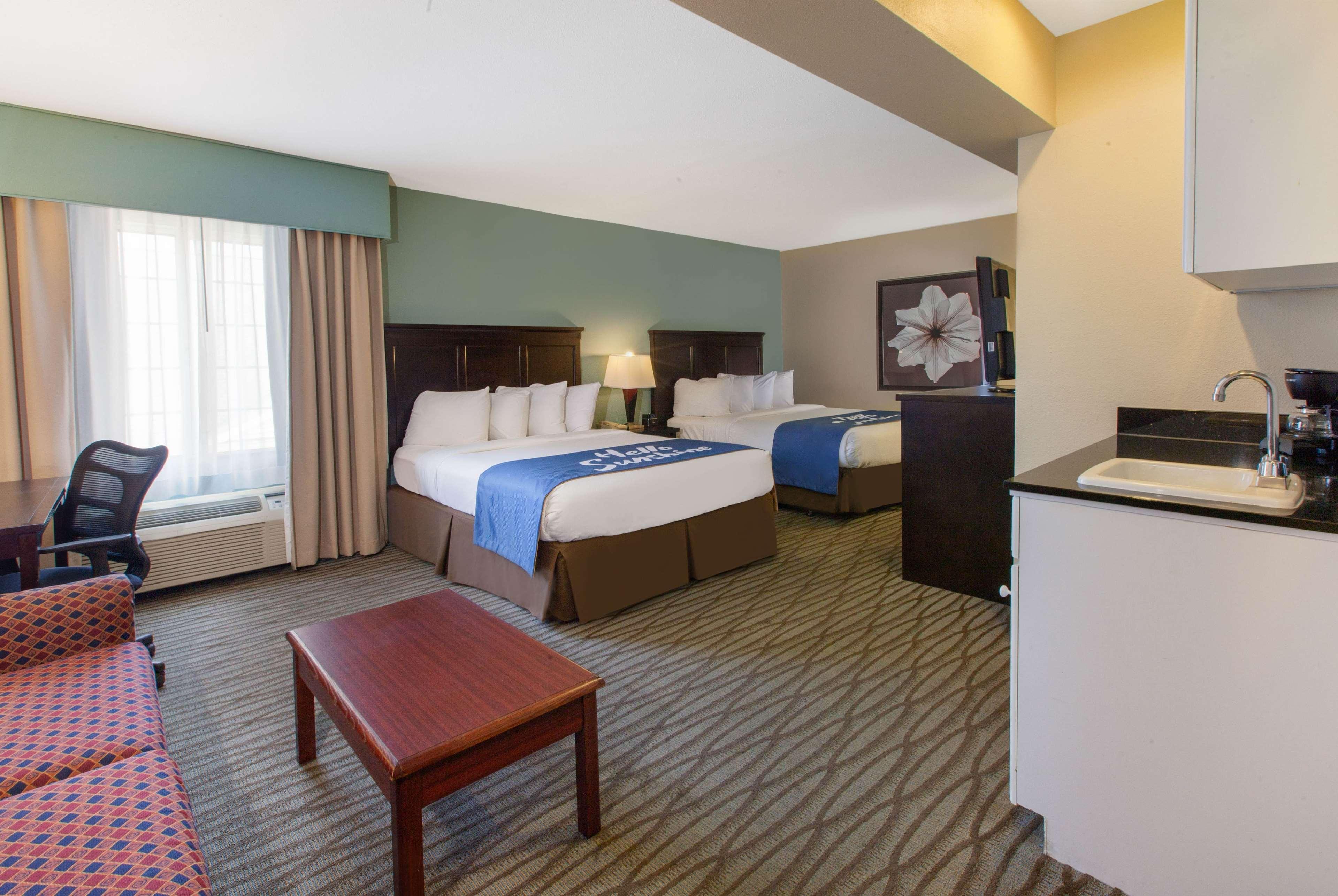 Days Inn By Wyndham Petoskey Exteriör bild